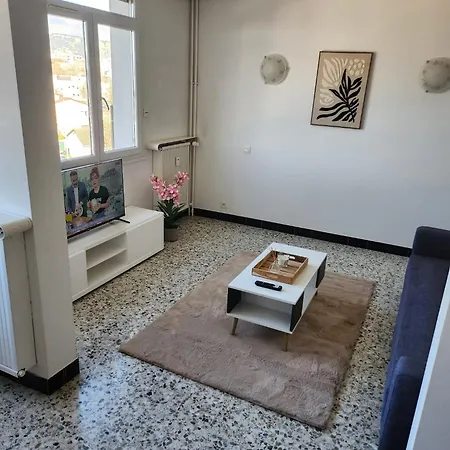 Apartament T3 Avec Garage Privatif